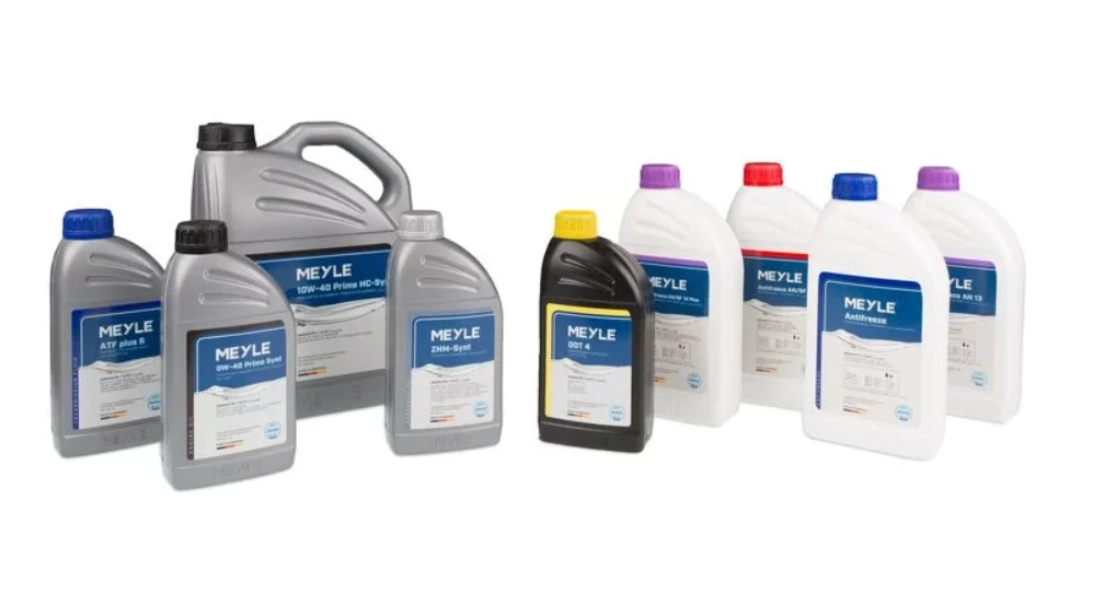 Photo of MEYLE liquids in bottles.