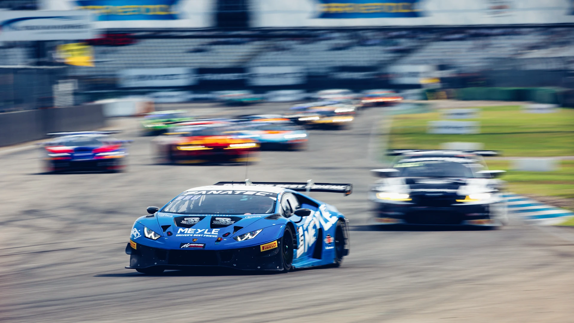 Picture of a race, with a MEYLE-branded Lamborghini in front.