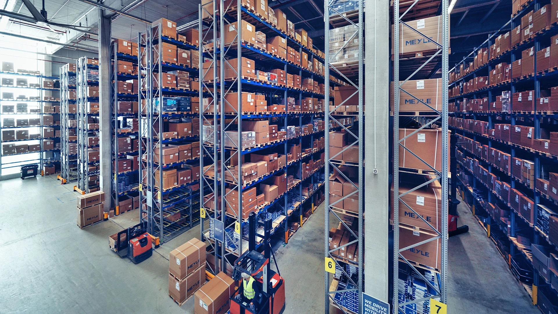 Photo of a MEYLE warehouse with full shelves.